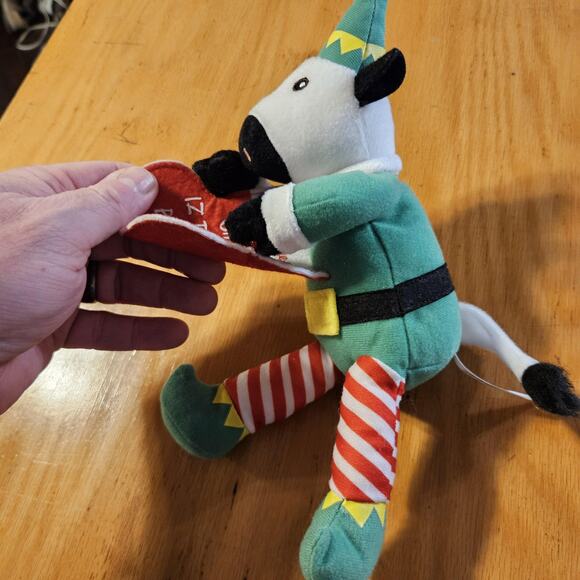 Chick-fil-A Christmas Cow Elf Plush Stuffed Animal Chikin Iz The Best Prezunt - Picture 3 of 9